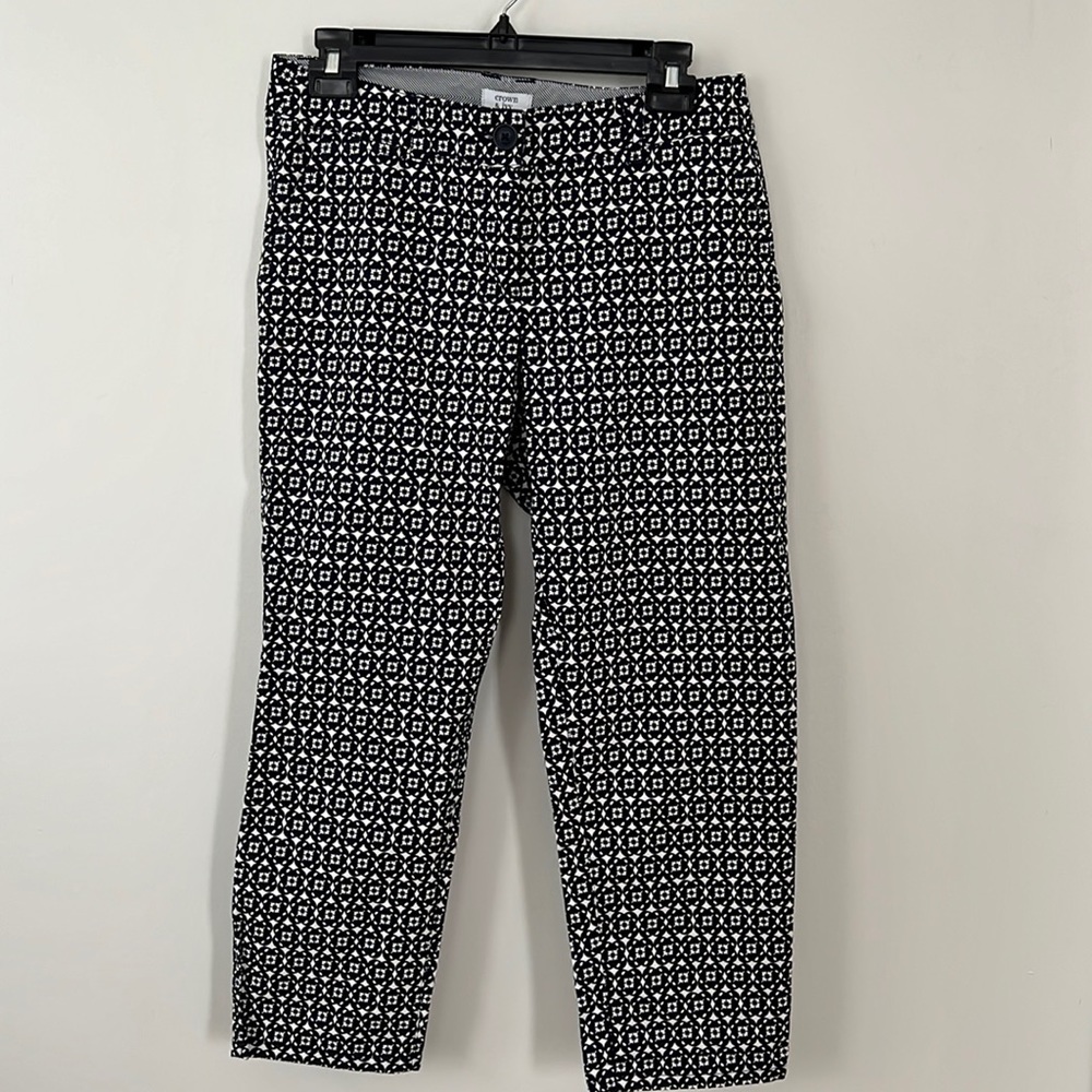 Crown & Ivy Navy White Pants